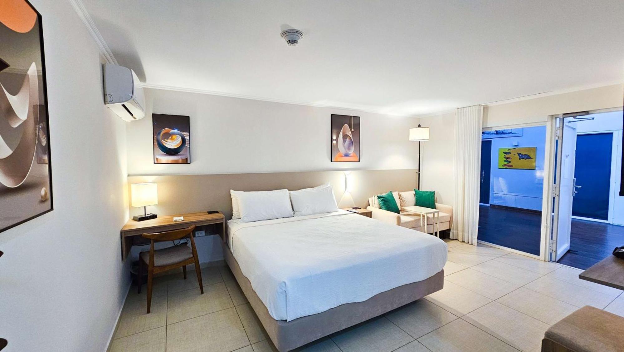 Aruba Boutique & Art Hotel, BW Signature Collection - Only Adults - New Hotel Palm Beach Exterior foto